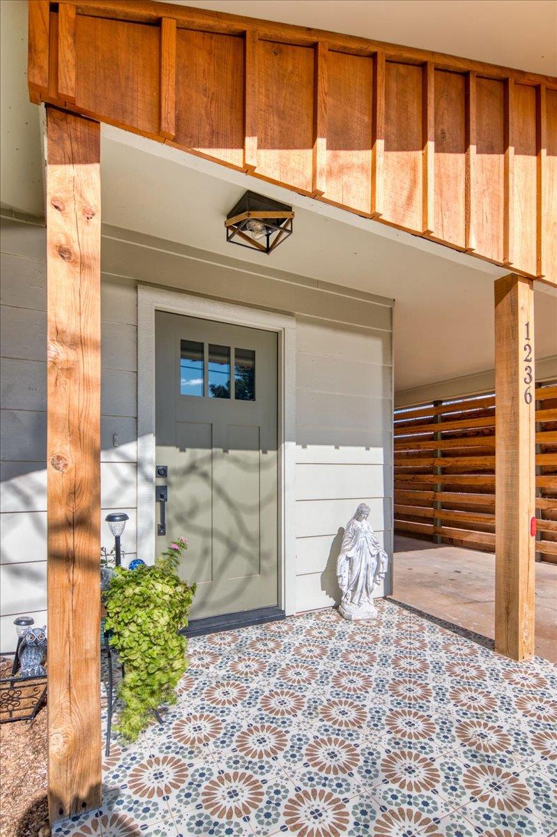 1236 Martin ST