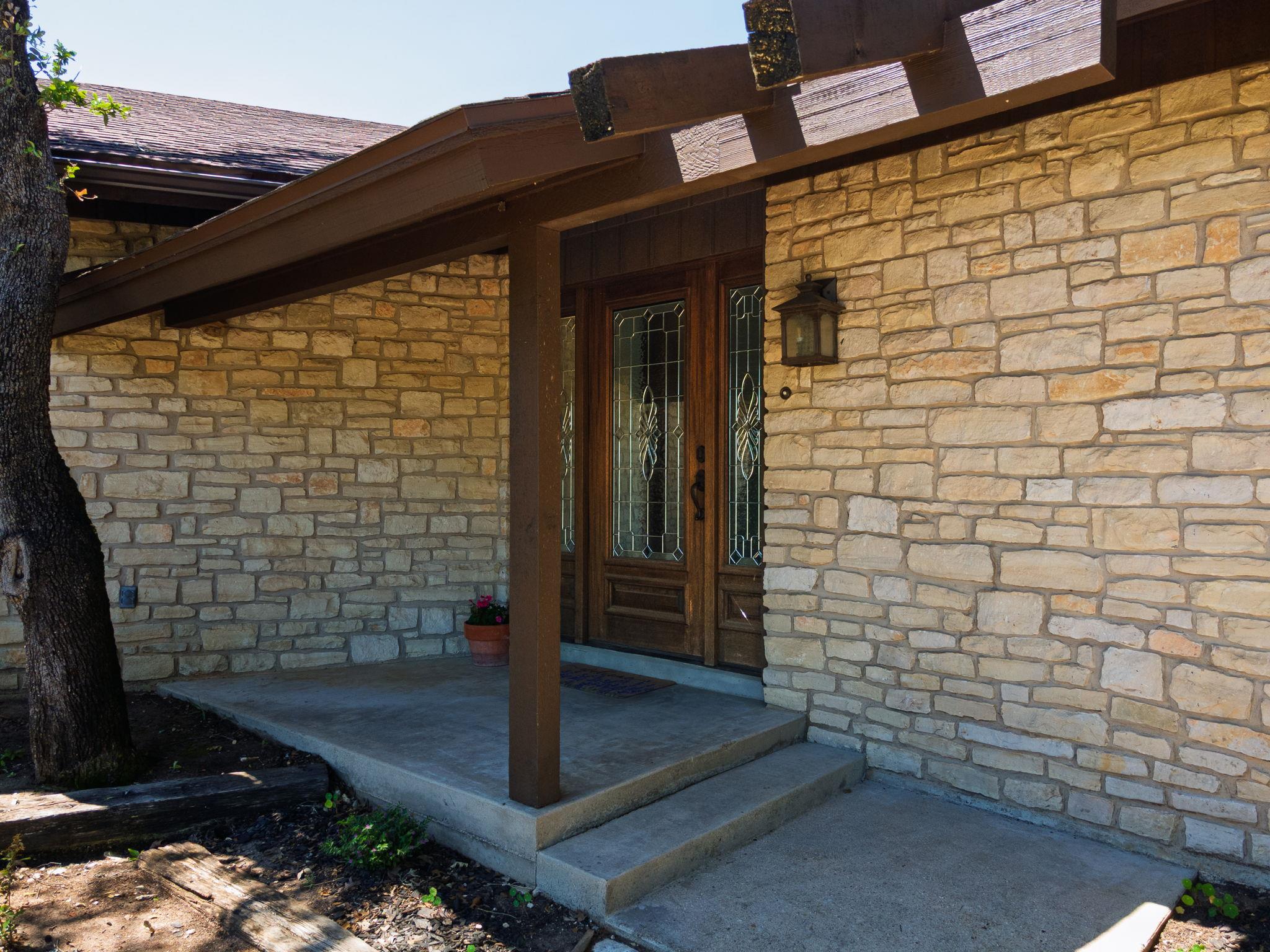 20 Sheppard LN