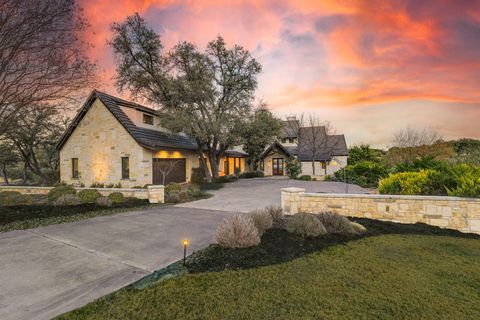 Photo of 27426 Waterfall Hill PKWY, Spicewood, TX 78669 (MLS # 1140362)