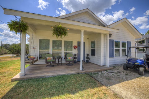 Photo of 2870 Candlelight DR, Canyon Lake, TX 78133 (MLS # 6626524)
