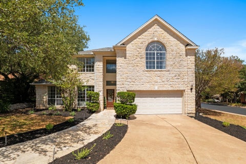 Photo of 12600 Schreiner CT, Austin, TX 78732 (MLS # 2084072)