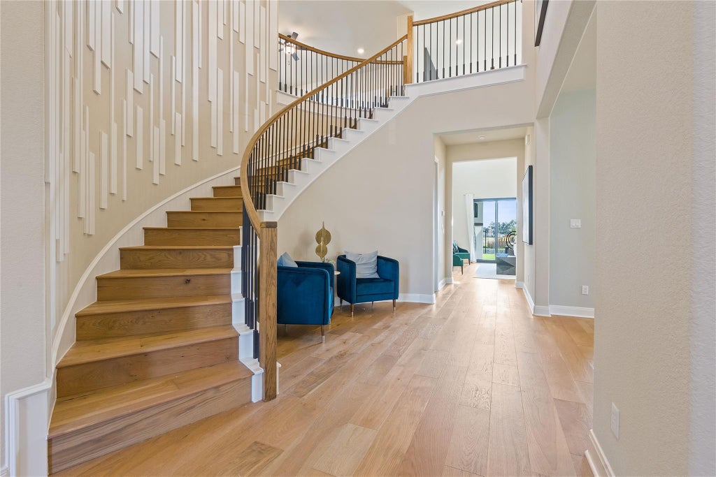 Photo of 1300 Shelby LN, Georgetown, TX 78628 (MLS # 2125321)