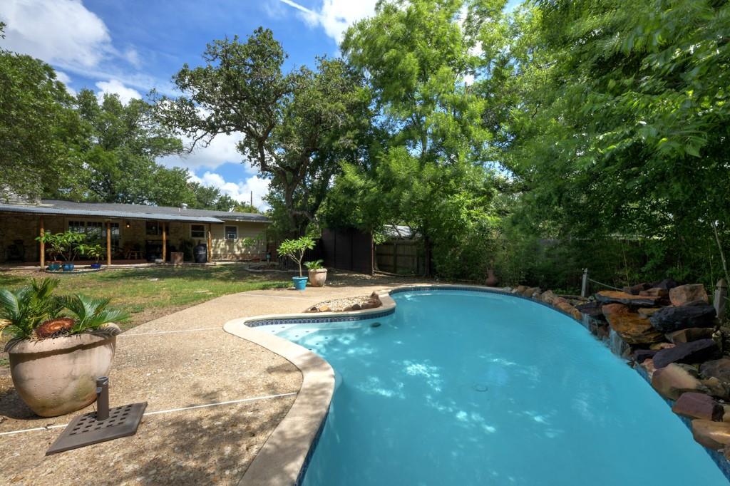 Austin, Texas 78759, United States, 3 Bedrooms Bedrooms, ,3 BathroomsBathrooms,Residential,Pending,52306