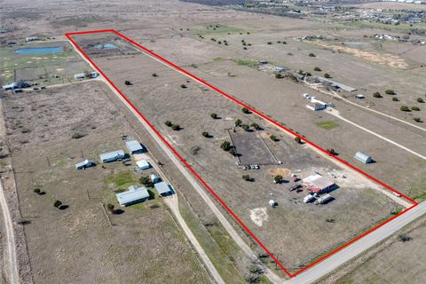 Photo of 14024 Graef RD, Creedmoor, TX 78610 (MLS # 1318782) Photo of 14024 Graef RD, Creedmoor, TX 78610 (MLS # 1318782)