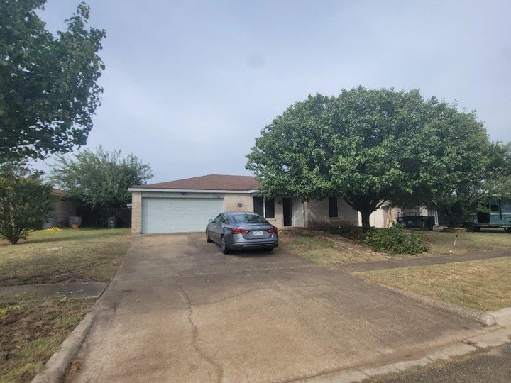 Photo 1 of 26 — 4105 Frigate DR, Killeen, TX 76549