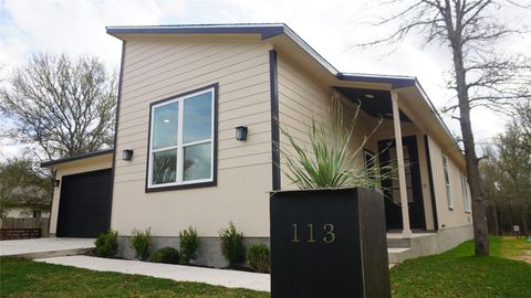 113 Mokulua LN Bastrop TX 78602