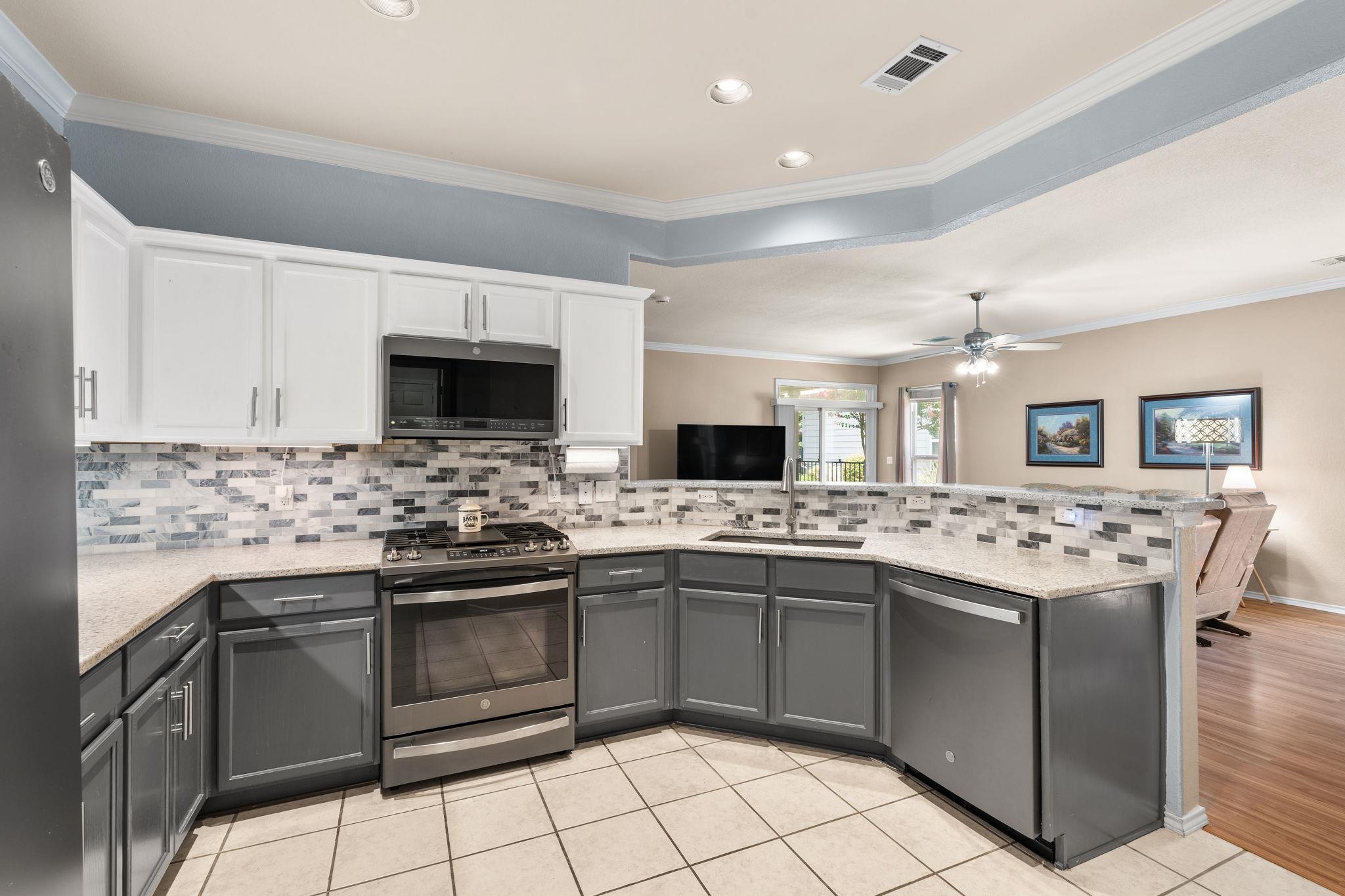 334 Portsmouth DR