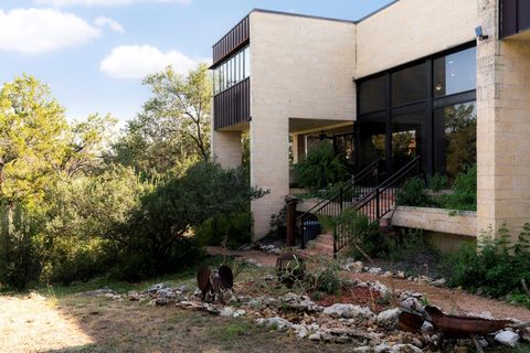 Tiny photo for 22124 Briarcliff DR, Spicewood, TX 78669 (MLS # 4137875)