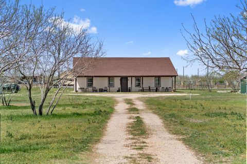  Del Valle TX 78617