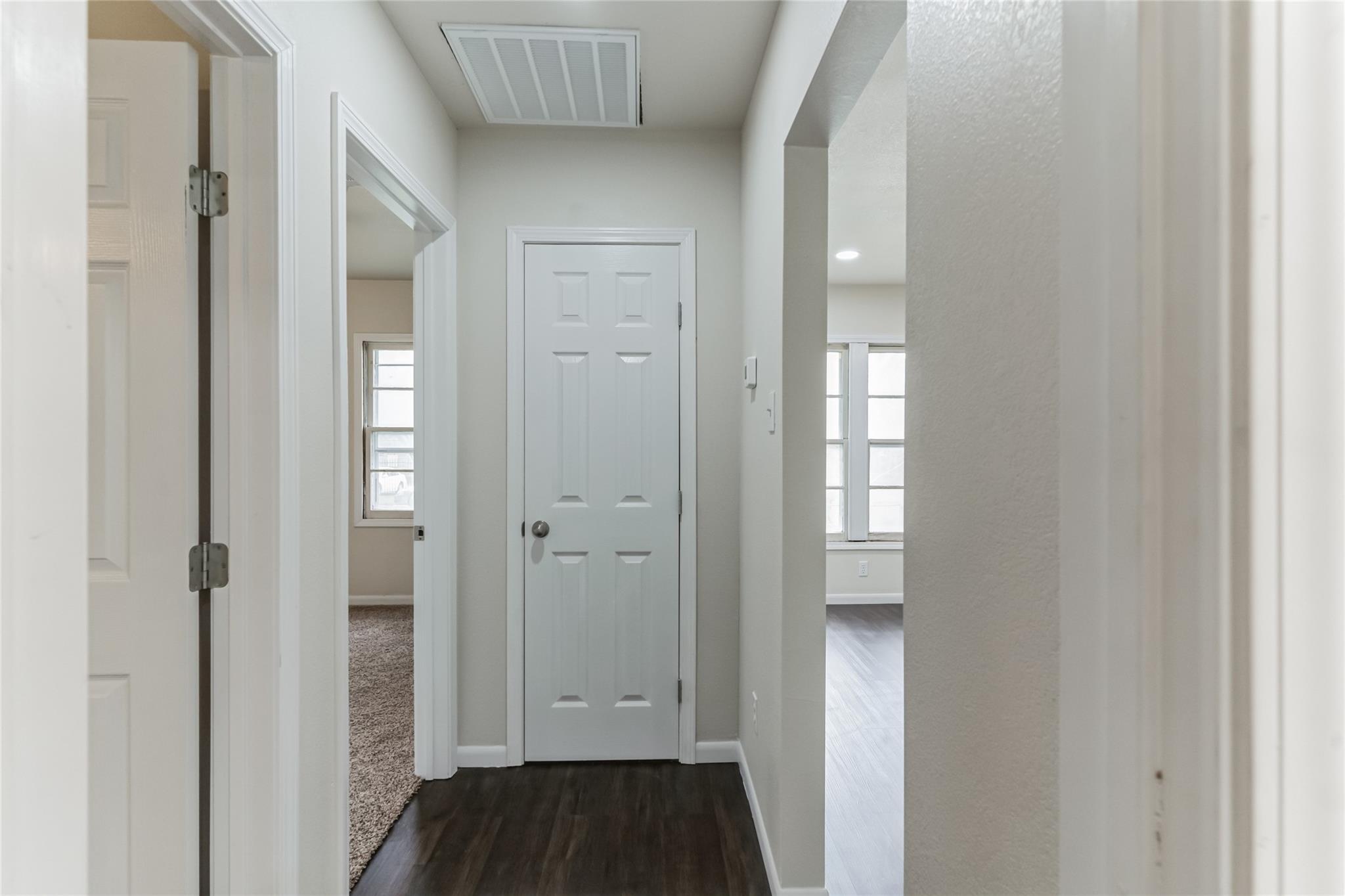 Killeen, Texas 76541, United States, 2 Bedrooms Bedrooms, ,1 BathroomBathrooms,Residential,Pending,58256