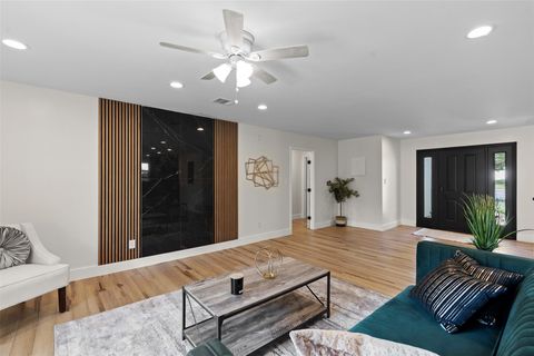 Tiny photo for 6303 Bexton CIR, Austin, TX 78745 (MLS # 1861878)