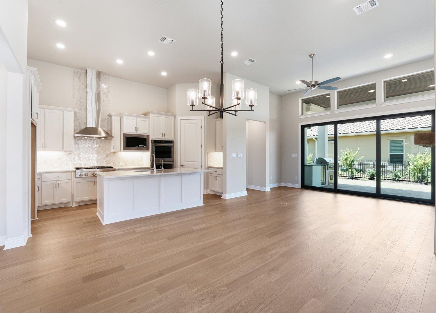 205 Indigo LN