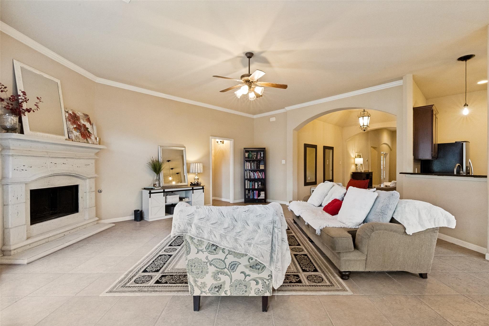 2718 Sun Mountain DR