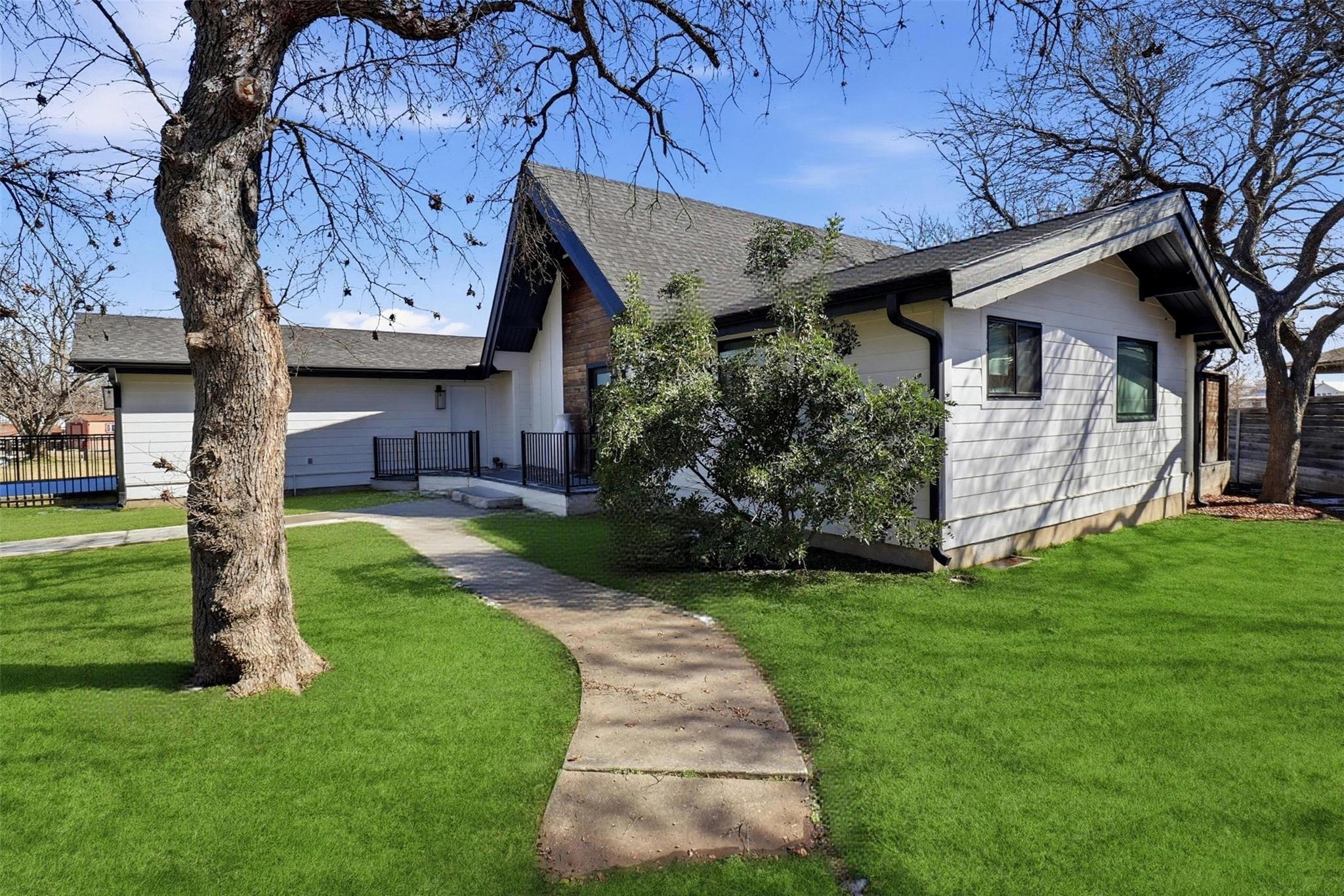 508 Sherwood Forest DR