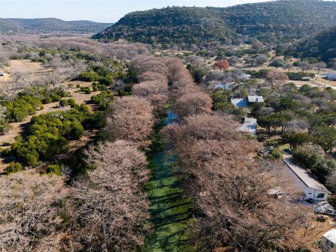 A home in Leakey