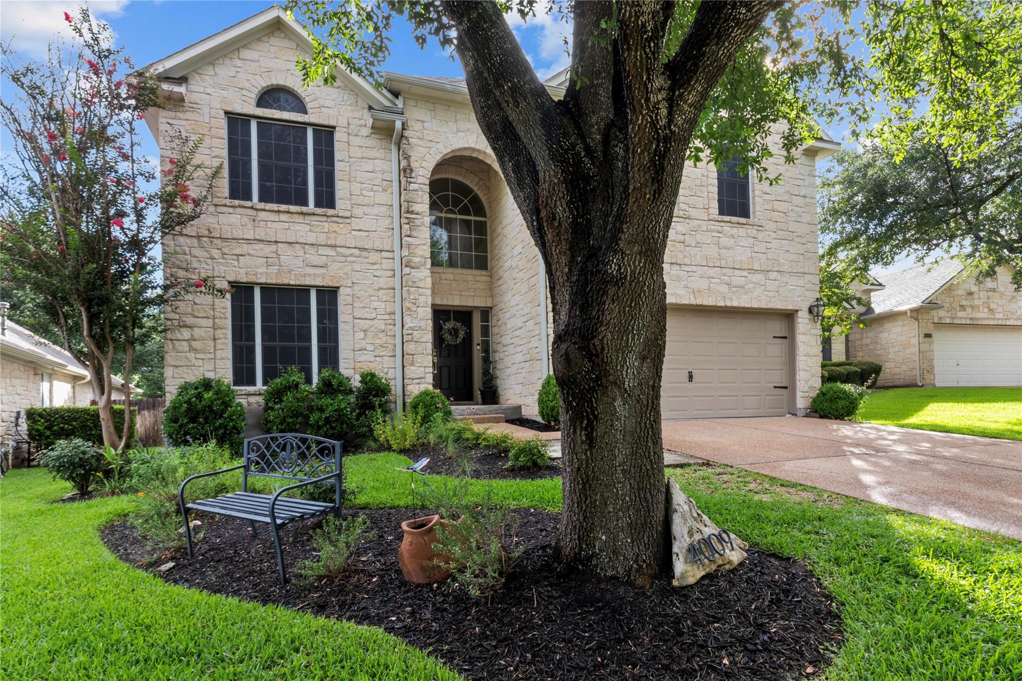 4009 Sable Oaks DR