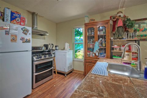 Tiny photo for 604 Vargas RD, Austin, TX 78741 (MLS # 8010007)
