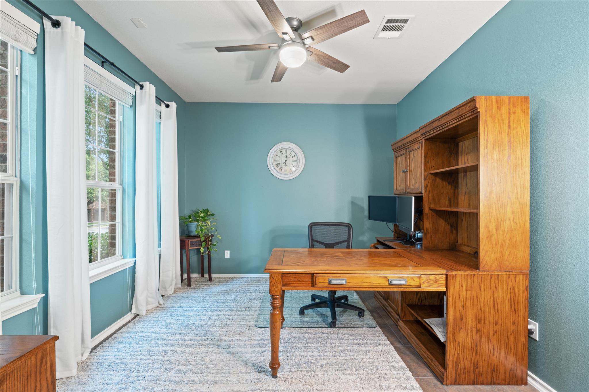 2705 Rosemount CV