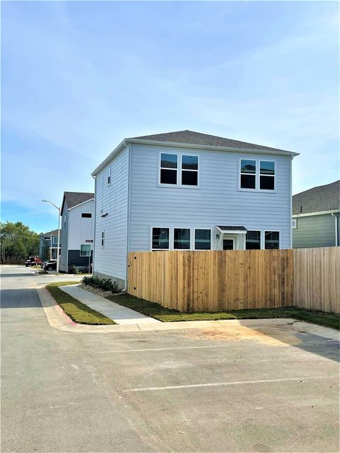 Photo of 15110 Forum Ave, Pflugerville, TX 78660 (MLS # 4920407)