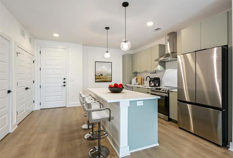 Tiny photo for 2500 Longview ST #318, Austin, TX 78705 (MLS # 7021506)