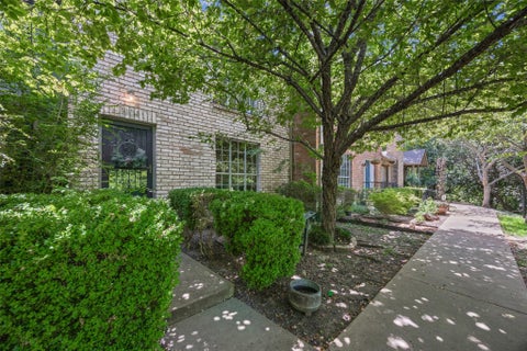 Photo of 1904 Rosetti DR #109, Austin, TX 78752 (MLS # 6624883)