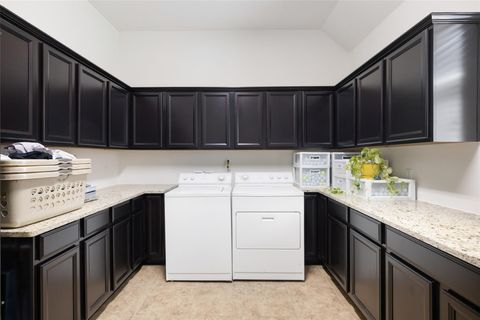 Tiny photo for 5612 Cherokee Draw RD, Austin, TX 78738 (MLS # 1169429)