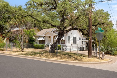 Tiny photo for 800 W Gibson ST, Austin, TX 78704 (MLS # 9575715)