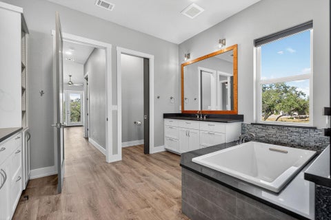 Tiny photo for 21603 Thomas CV, Lago Vista, TX 78645 (MLS # 7446049)