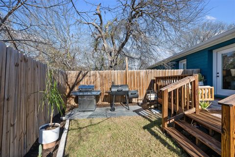 Tiny photo for 1616 Webberville RD #A, Austin, TX 78721 (MLS # 7505069)