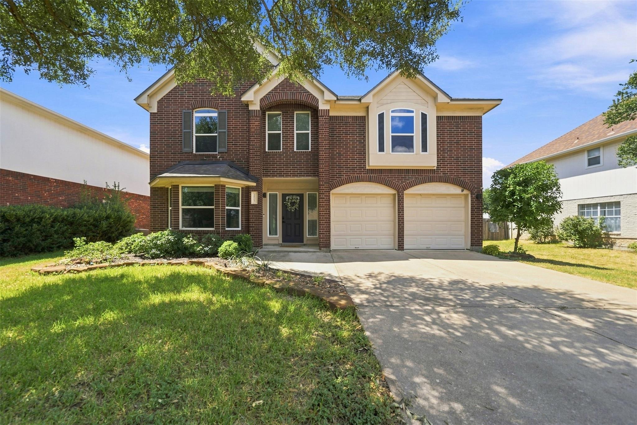 2605 Oakwood Glen DR