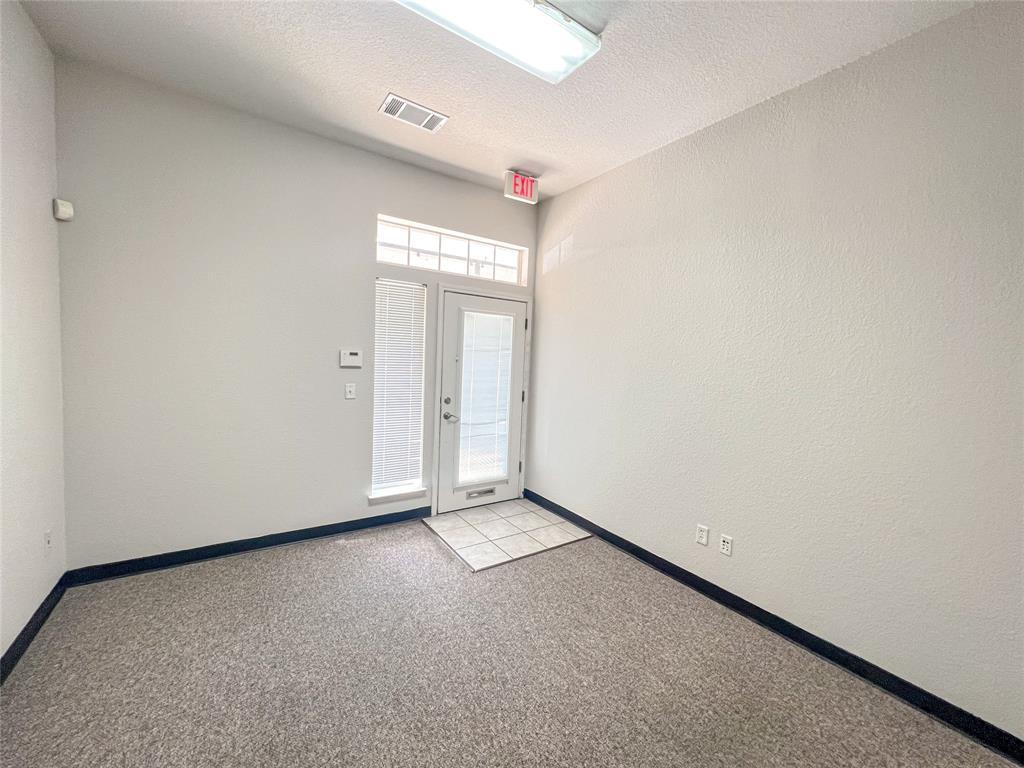 595 ROUND ROCK WEST DR 304