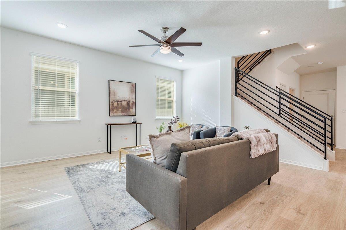 223 Rieber RD