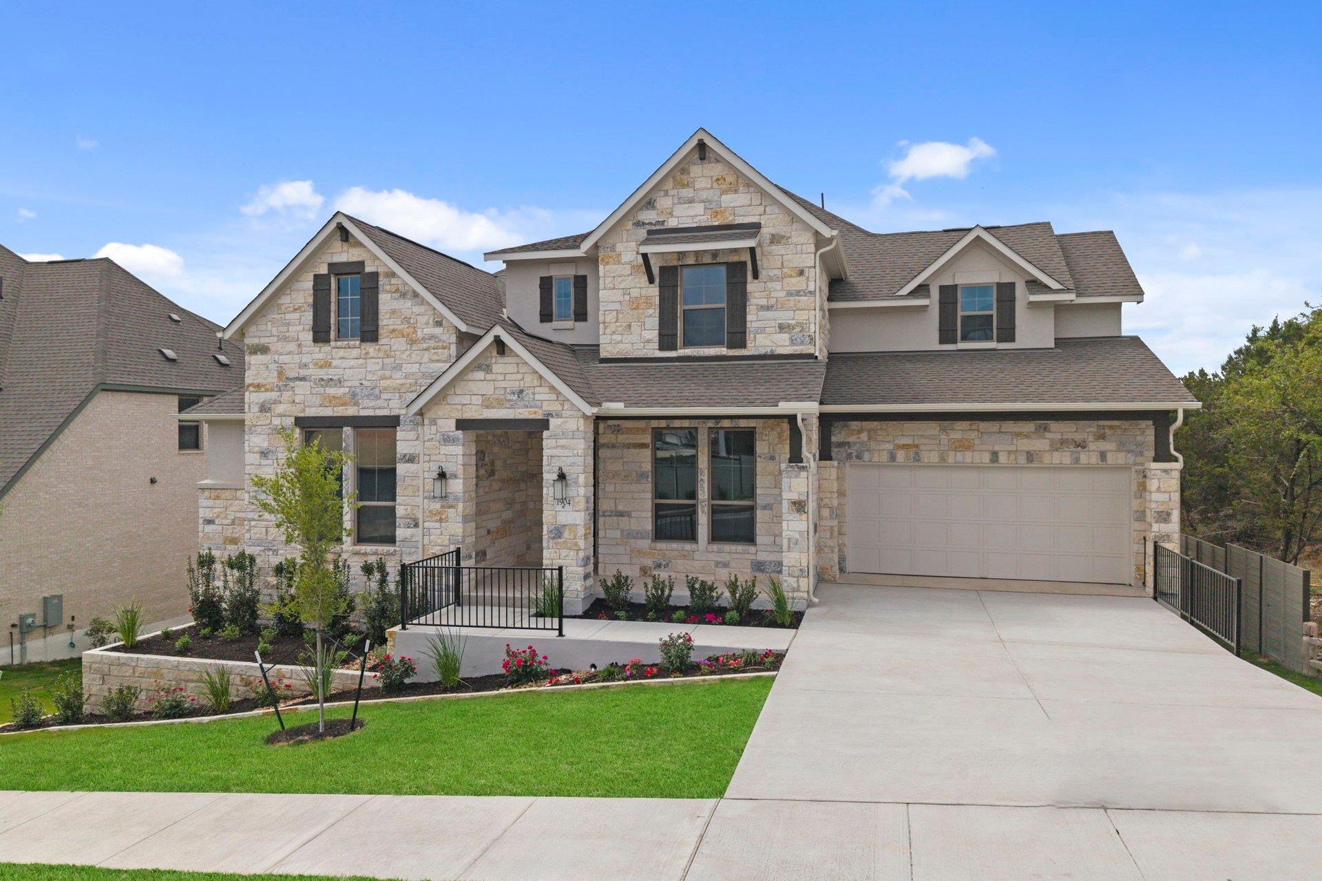 1904 Crimson Sunset DR