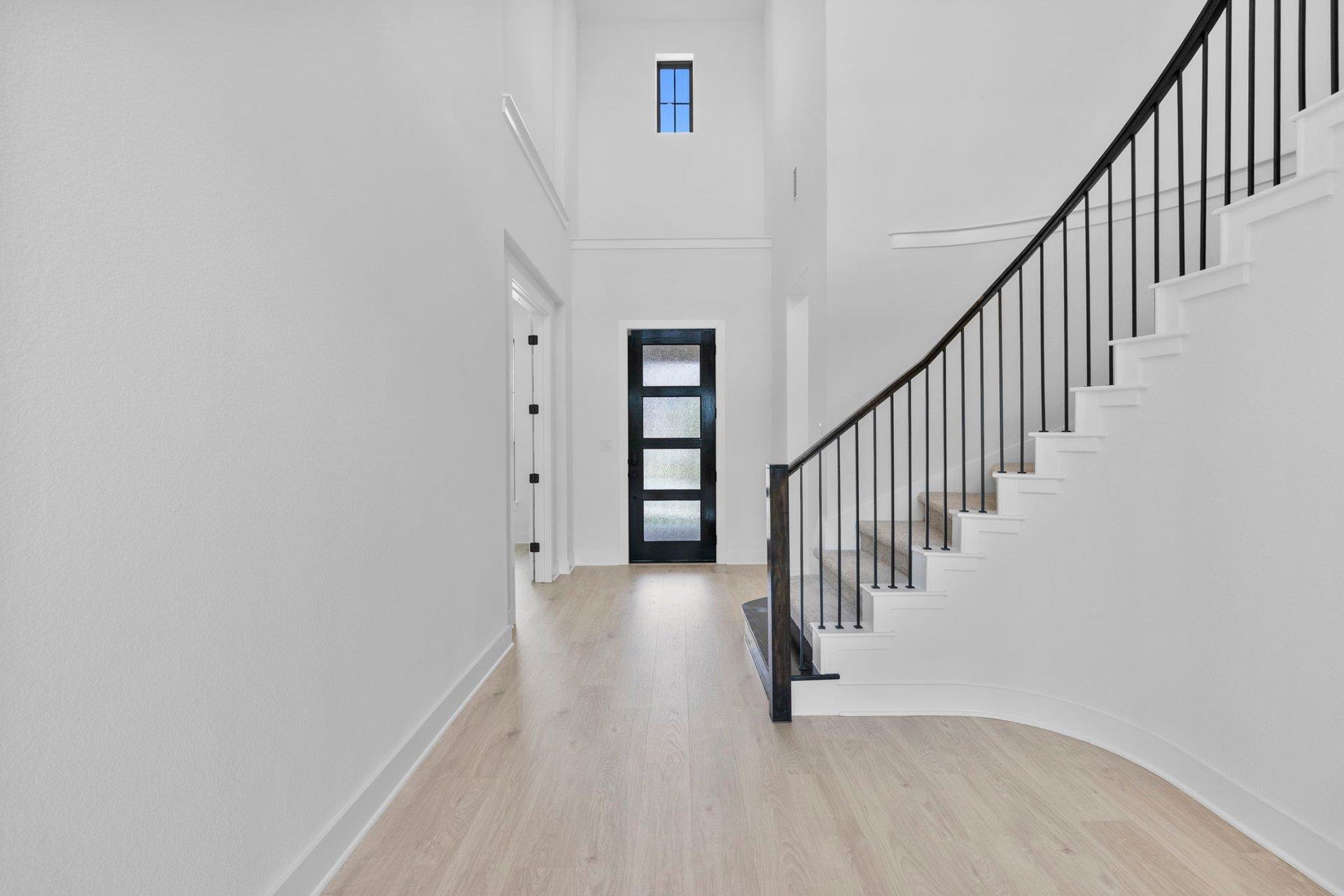 1904 Crimson Sunset DR