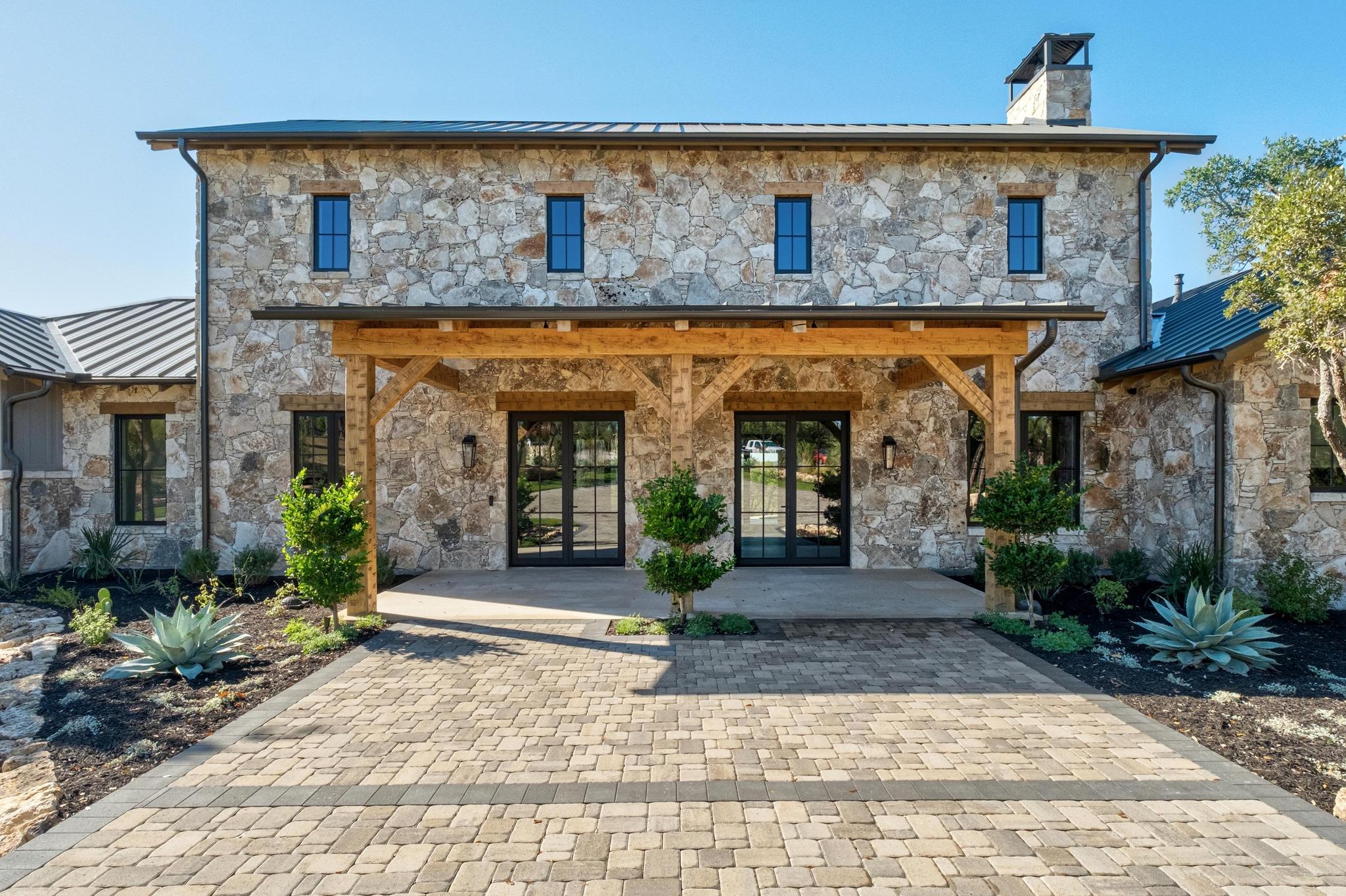 000 Old Red Ranch RD