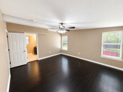 Photo of 5410 Downs DR, Austin, TX 78721 (MLS # 5925057)