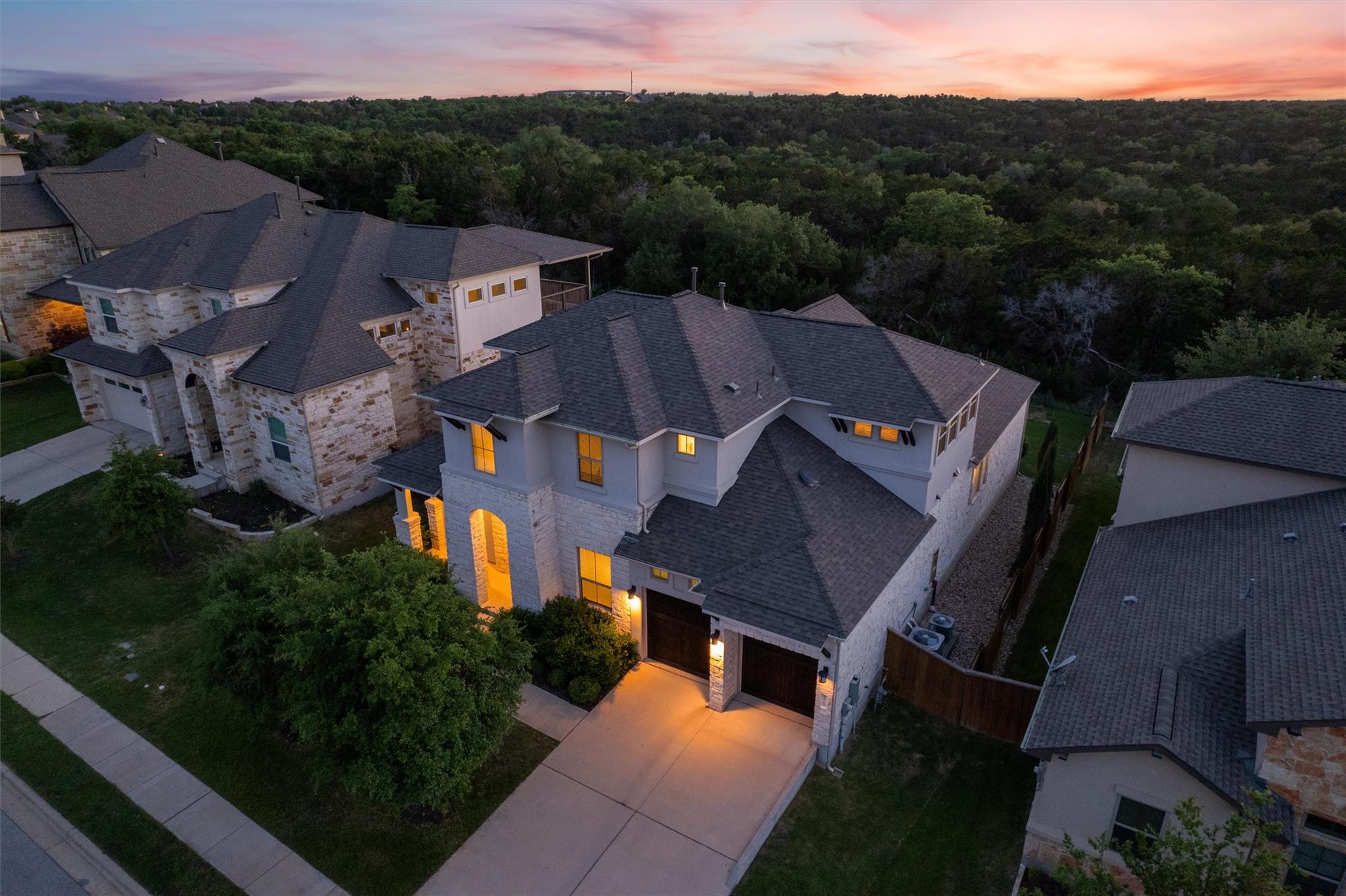 3912 Logan Ridge DR