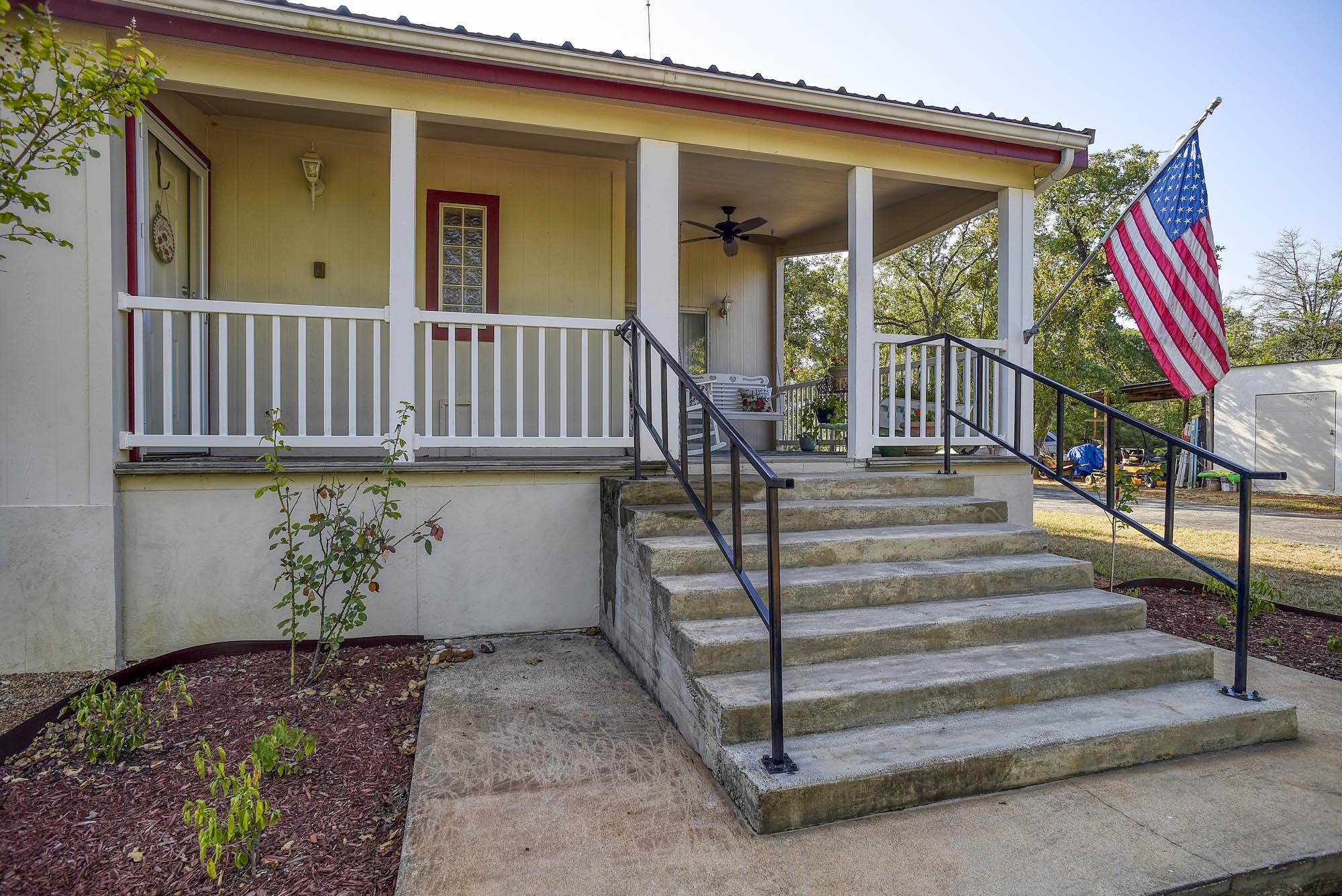 123 Split Oak RD
