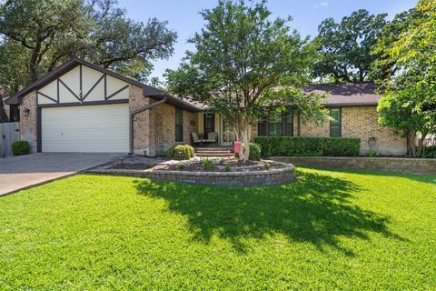Photo of 307 Innwood DR, Georgetown, TX 78628 (MLS # 2296161)