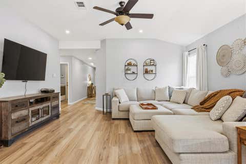 Photo of 2712 Hearthsong LOOP, Round Rock, TX 78665 (MLS # 1721206)
