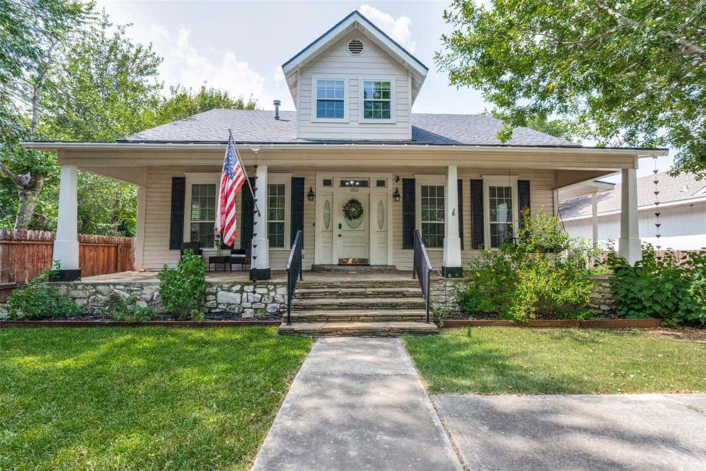 Photo of 1012 Dailey ST, San Marcos, TX 78666 (MLS # 7216290)