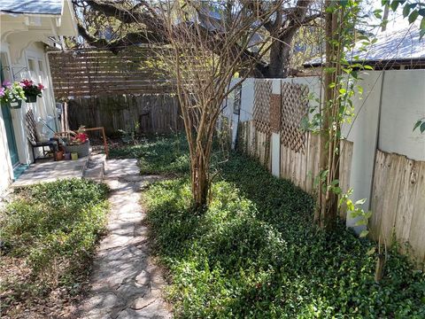 Tiny photo for 400 W Alpine RD, Austin, TX 78704 (MLS # 4217924)