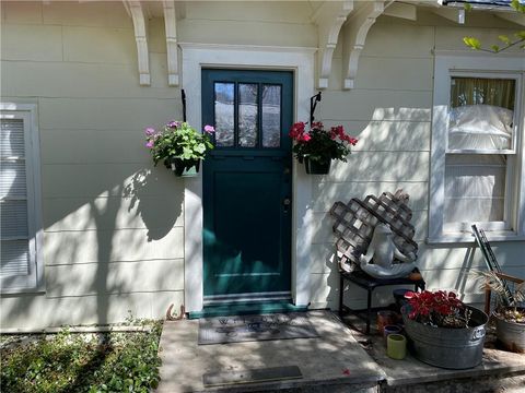 Photo of 400 W Alpine RD, Austin, TX 78704 (MLS # 4217924)