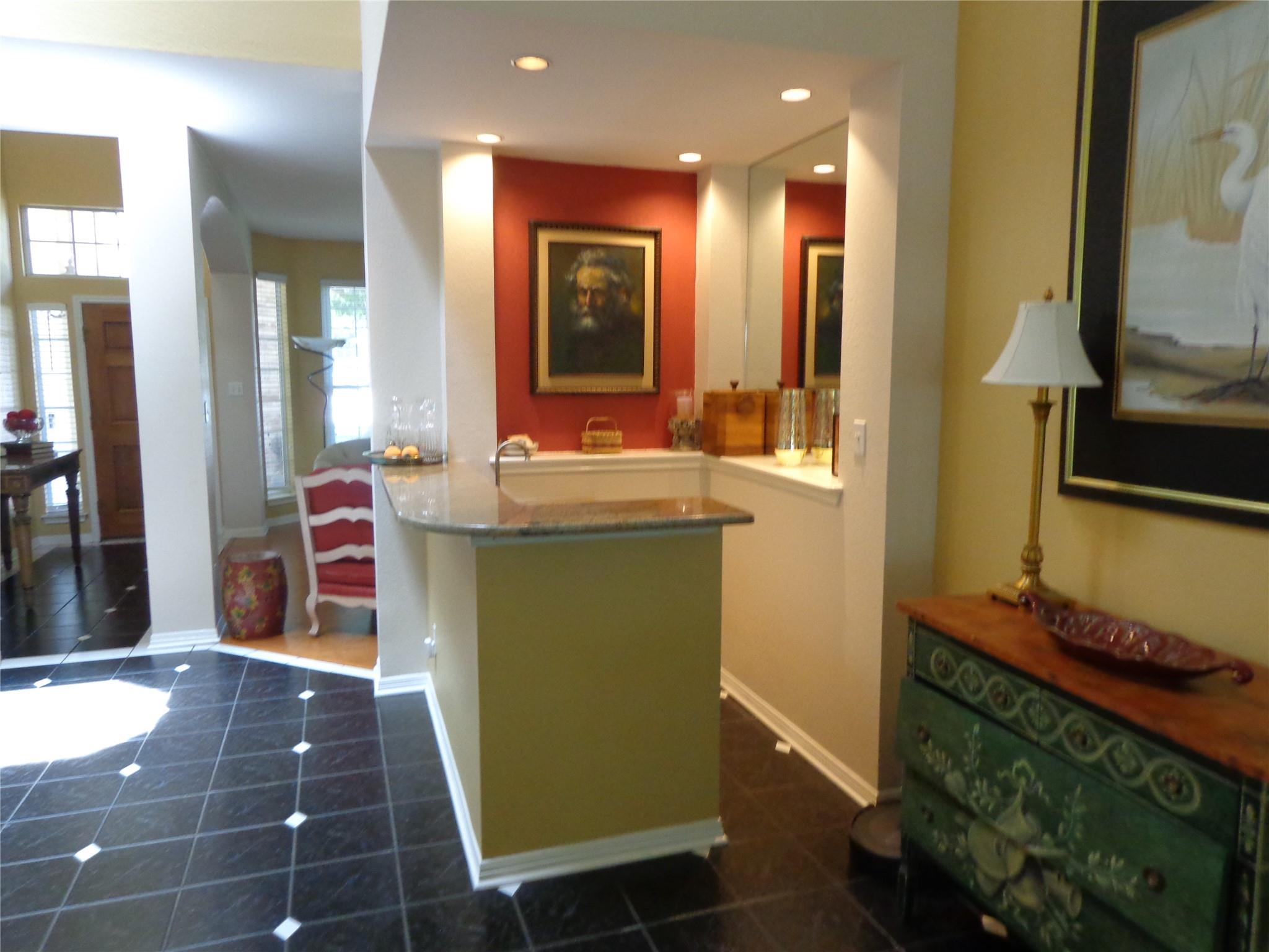 4003 WYMAN CV