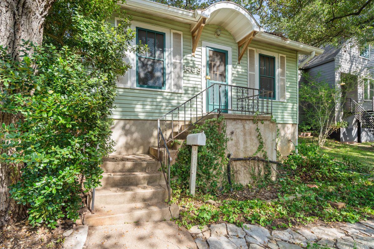 1409 Alta Vista Ave