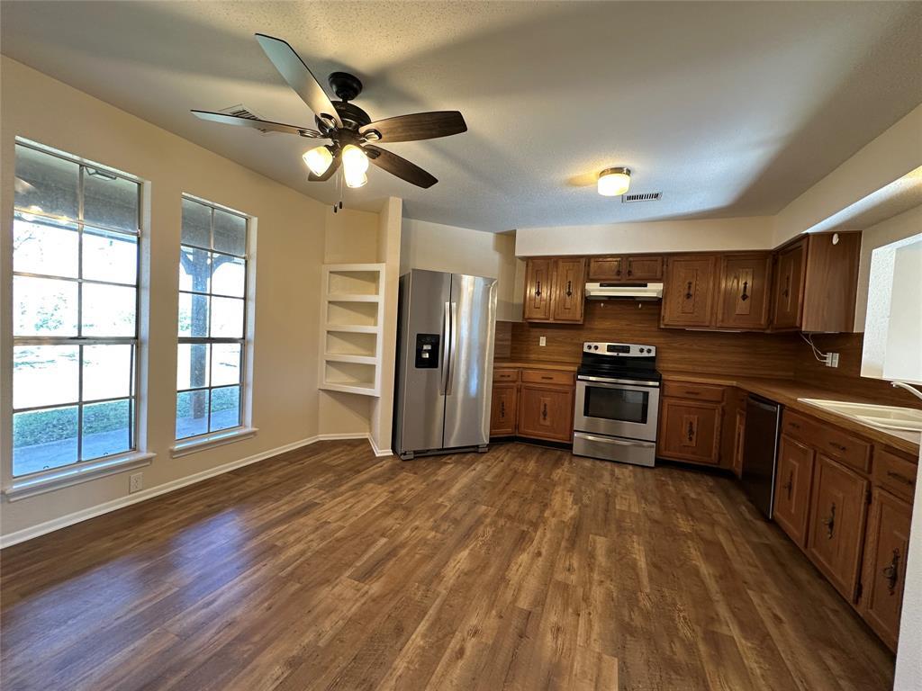 1047 Private Road 3022