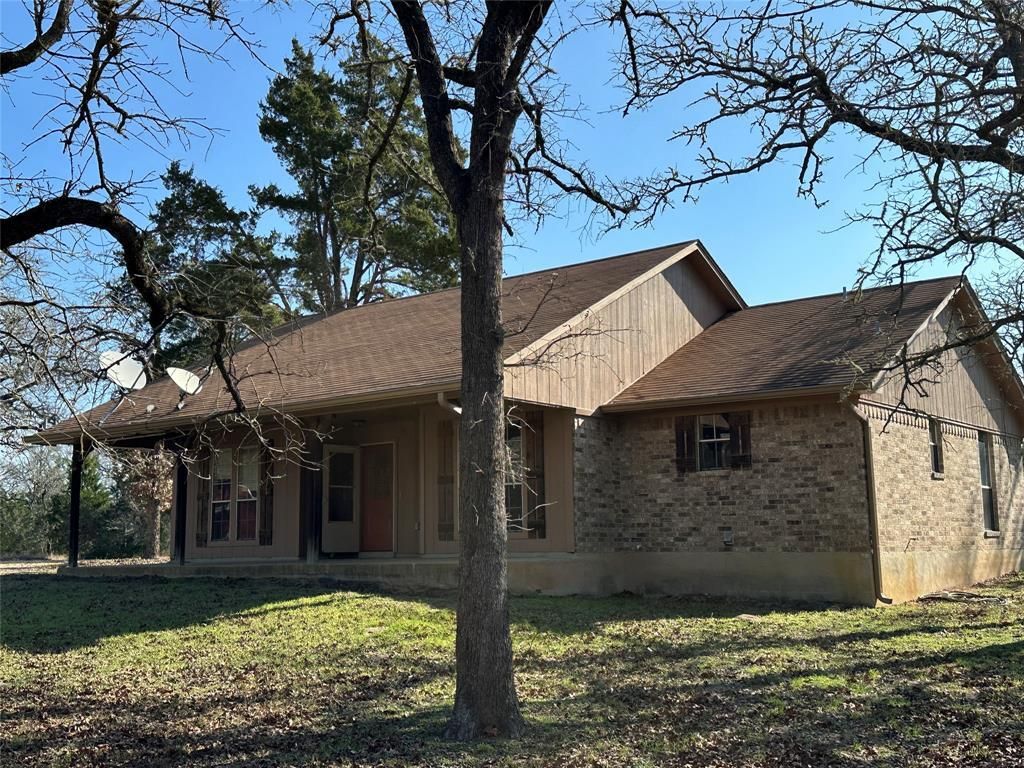 Photo of 1047 Private Road 3022, Elgin, TX 78621 (MLS # 3627635)