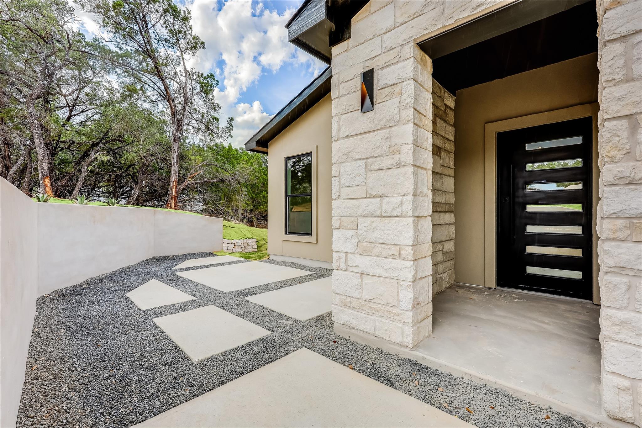 21216 Santa Rosa Ave