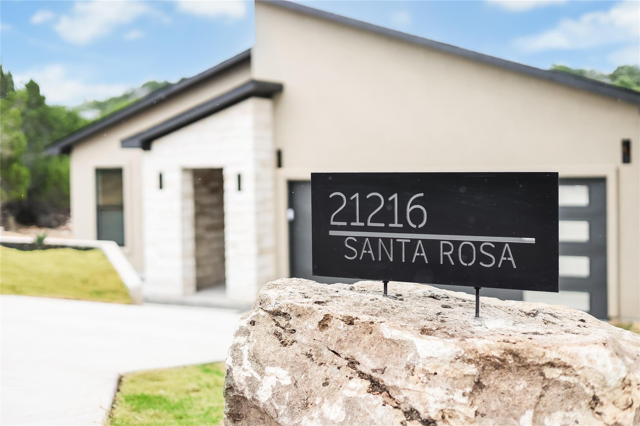 21216 Santa Rosa Ave