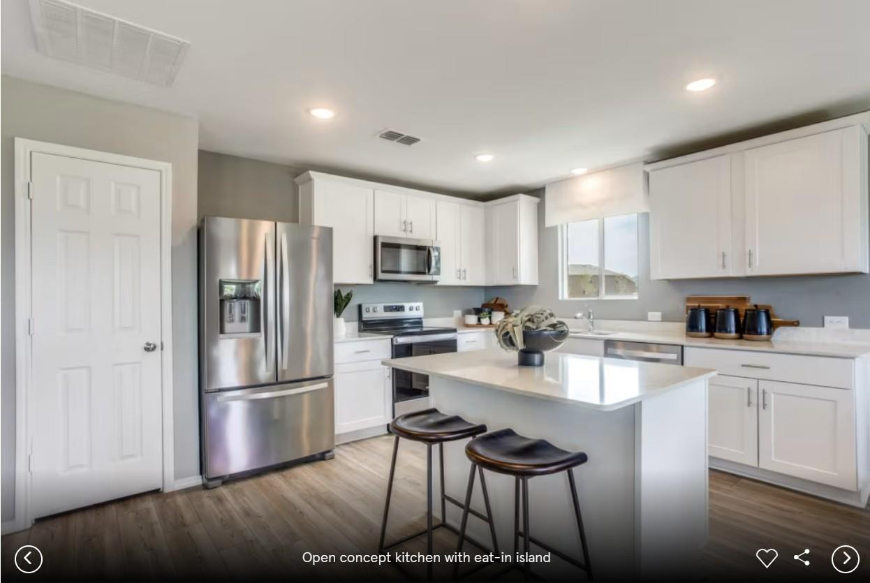 228 Groveland DR